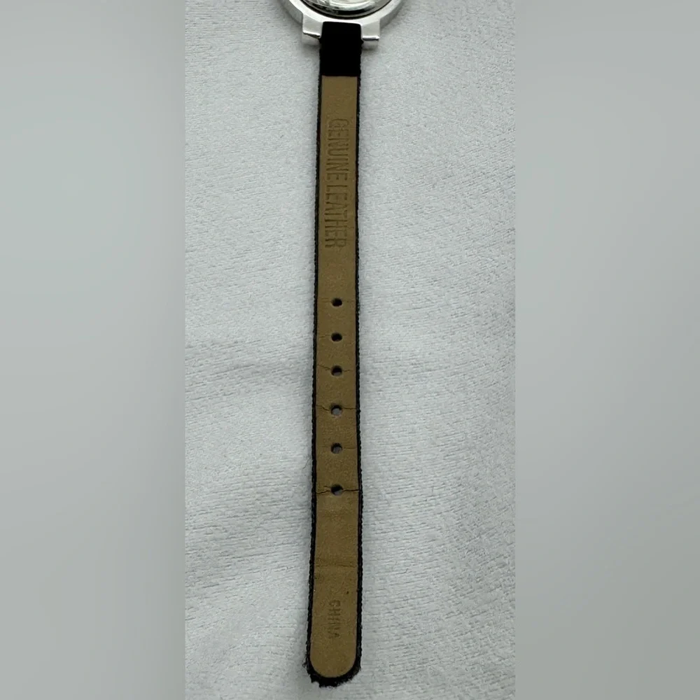 JOAN RIVERS CLASSIC LADIES WATCH NEW BATTERY